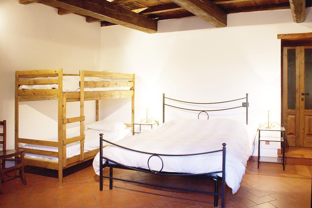 Vila Agriturismo Il Piano Pratovecchio Pokoj fotografie